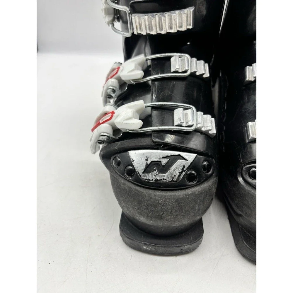 Nordica GP TJ Junior Ski Boots - Sz 1 Mondo 20.5 Used